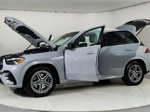 Used 2024 Mercedes-Benz GLE 450 4MATIC image 10