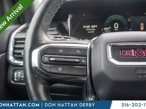 Used 2025 GMC Acadia Elevation FWD image 10