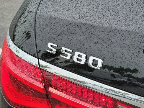 Certified 2022 Mercedes-Benz S 580 4MATIC Sedan image 7