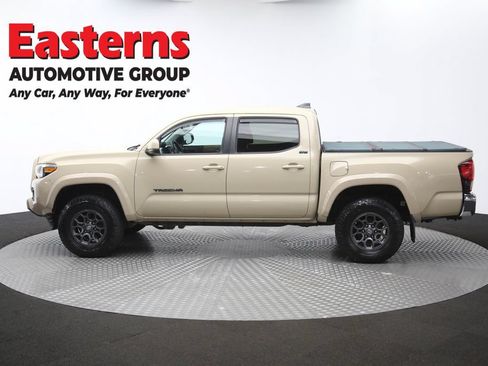 Used 2018 Toyota Tacoma SR5 AWD/4WD image 58