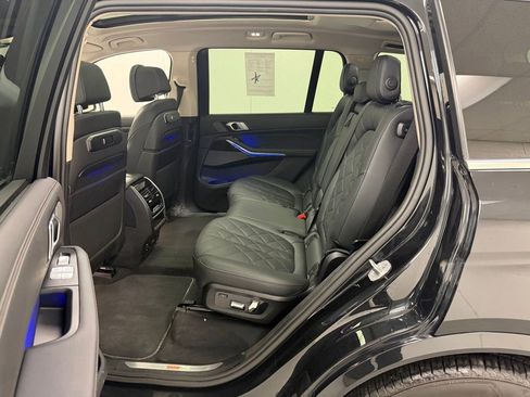 Used 2024 BMW X7 xDrive40i image 20