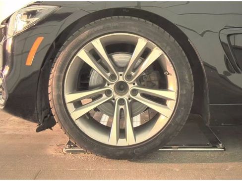 Used 2019 BMW 430i Coupe w/ Convenience Package image 13