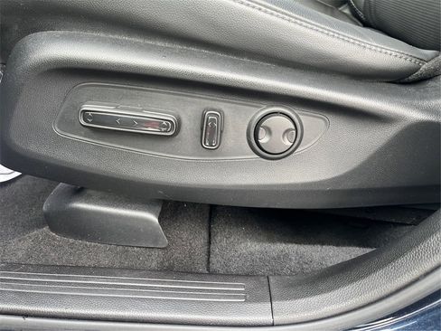 Used 2023 Honda CR-V EX-L image 47