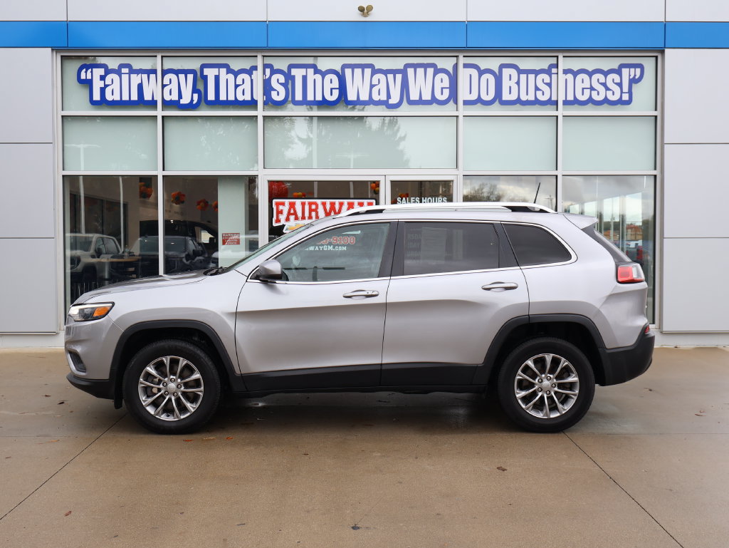 Used 2020 Jeep Cherokee Latitude Plus w/ Cold Weather Group AWD/4WD image 7