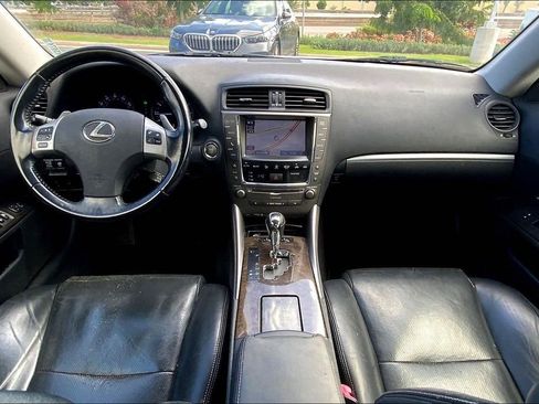 Used 2015 Lexus IS 250C w/ Luxury Package RWD image 13