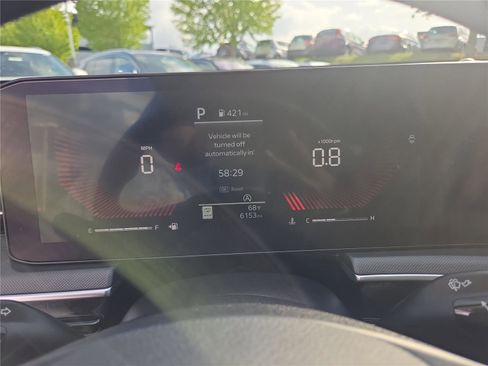 Used 2025 Kia K5 LXS image 18