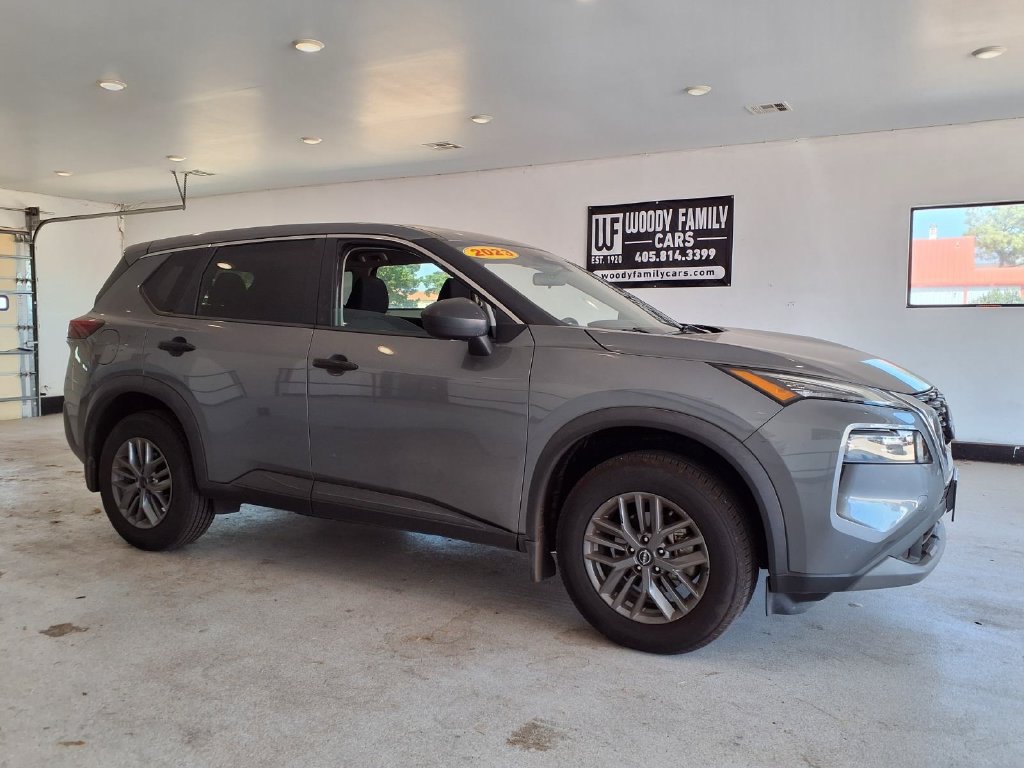 Used 2023 Nissan Rogue S FWD image 14