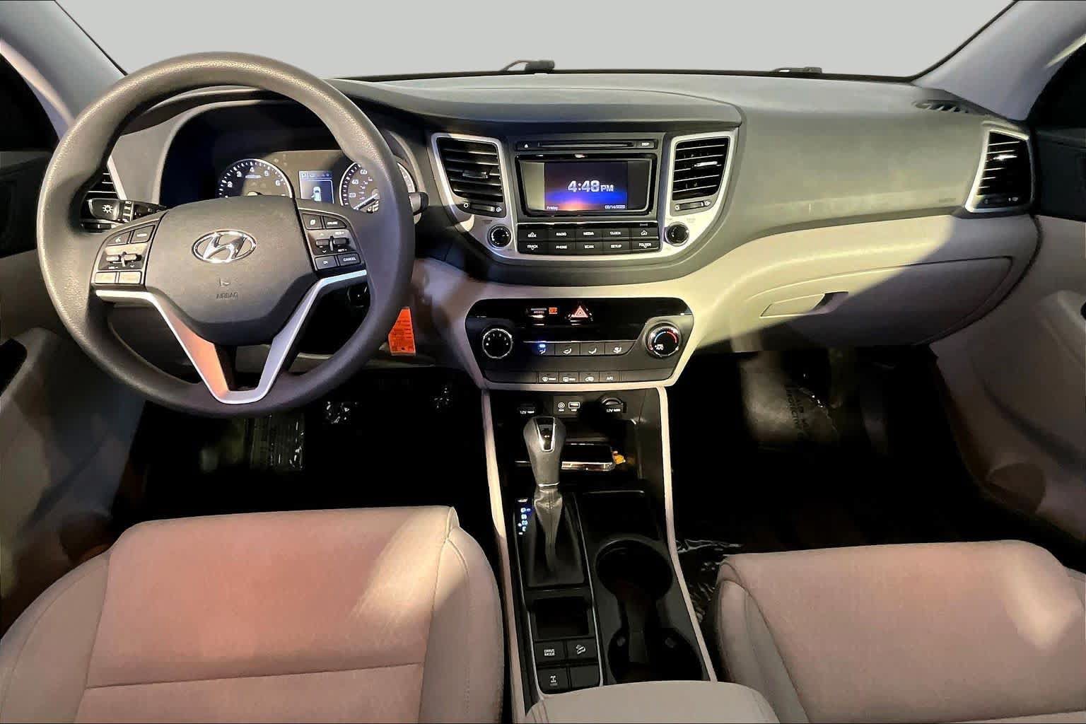 Used 2017 Hyundai Tucson SE w/ SE Popular Package 02 AWD/4WD image 15