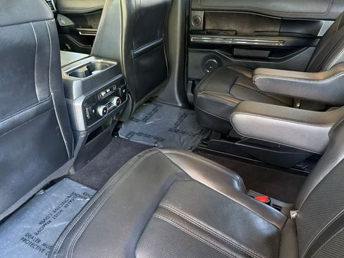 Used 2021 Ford Expedition Max Limited AWD/4WD image 4