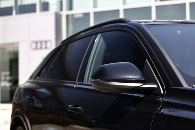Certified 2024 Audi SQ8 Prestige AWD/4WD image 3