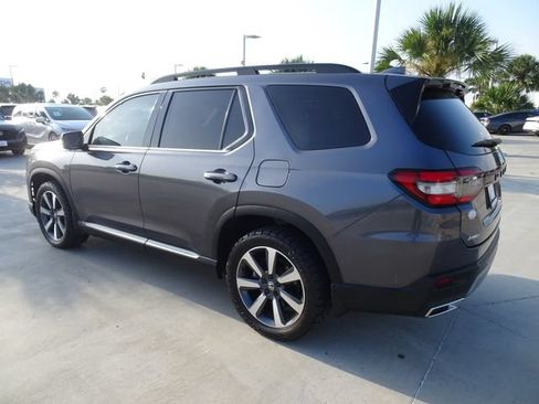 Certified 2023 Honda Pilot Elite image 6