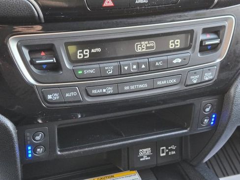 Used 2021 Honda Passport Elite image 25