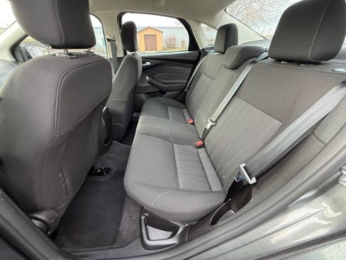 Used 2018 Ford Focus SE image 11
