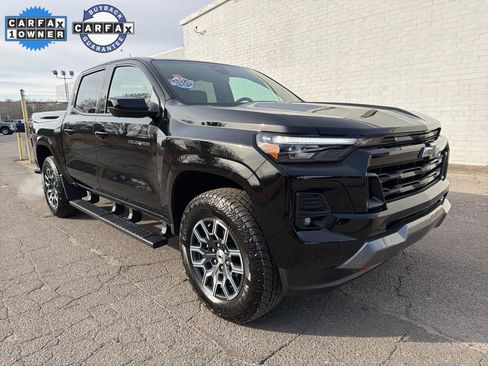 Used 2025 Chevrolet Colorado Z71 w/ Technology Package image 8