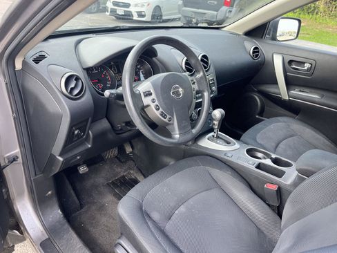Used 2014 Nissan Rogue S w/ Convenience Package AWD/4WD image 10