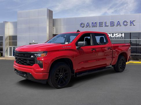 Used 2026 Chevrolet Silverado 1500 Custom AWD/4WD image 2