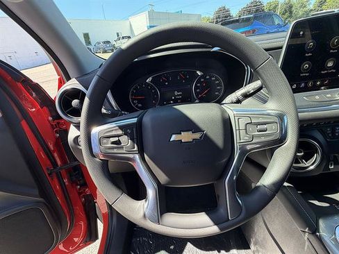 New 2026 Chevrolet Blazer LT w/ Convenience Package AWD/4WD image 12