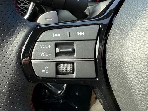 Certified 2025 Acura ADX A-Spec image 20