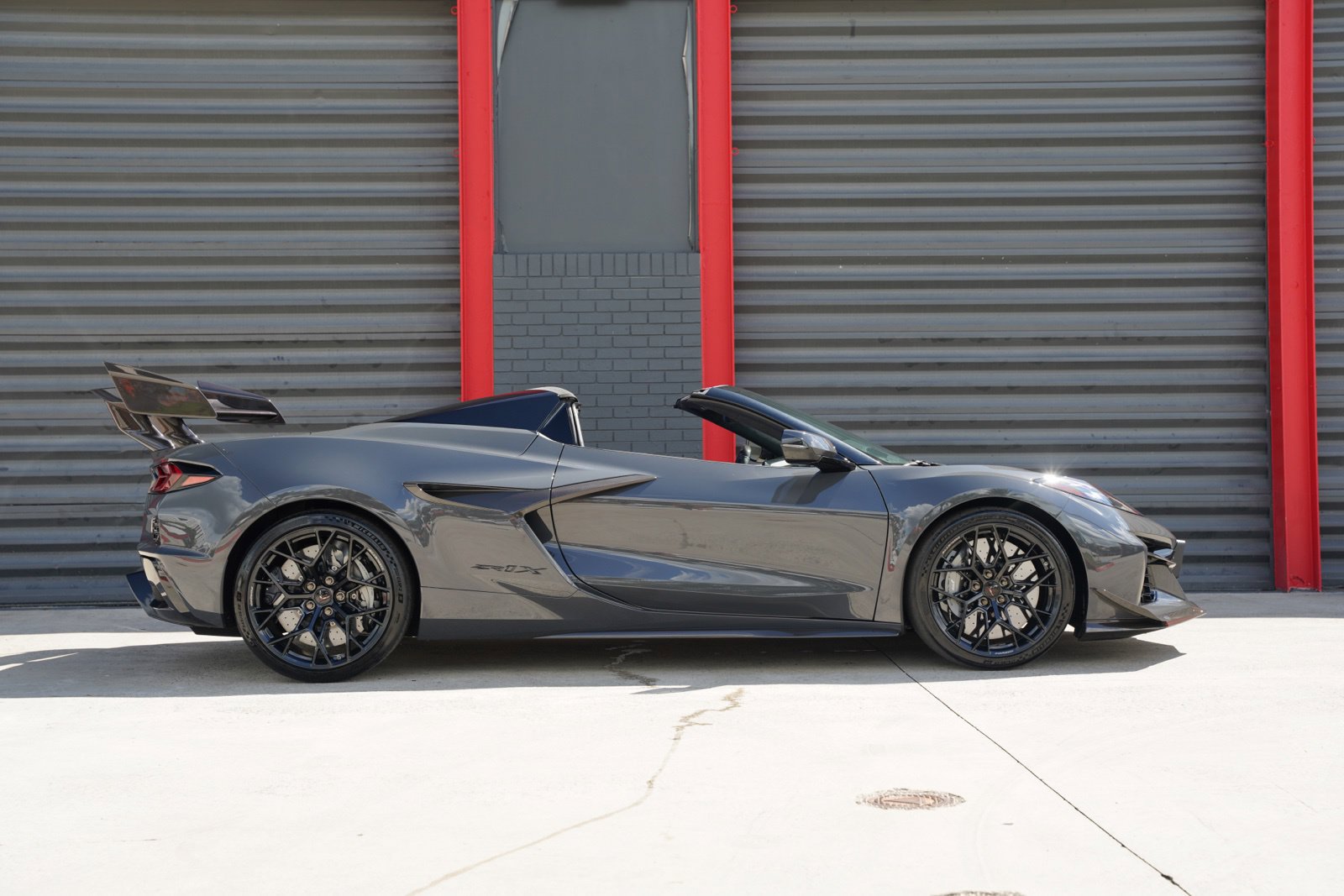 Used 2027 Chevrolet Corvette ZR1X AWD/4WD image 2