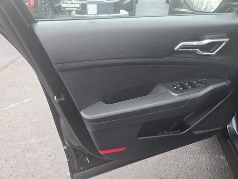 New 2026 Kia Sportage LX image 21
