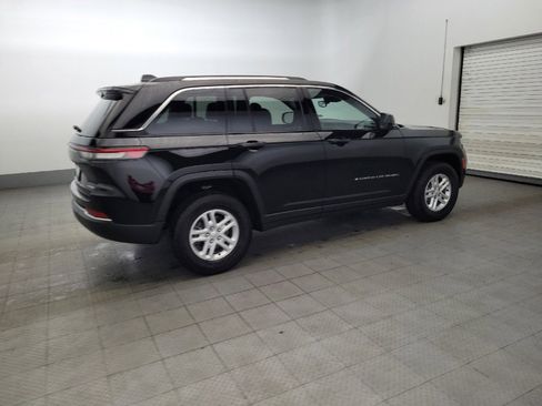 Used 2023 Jeep Grand Cherokee Laredo w/ Luxury Tech Group I image 10