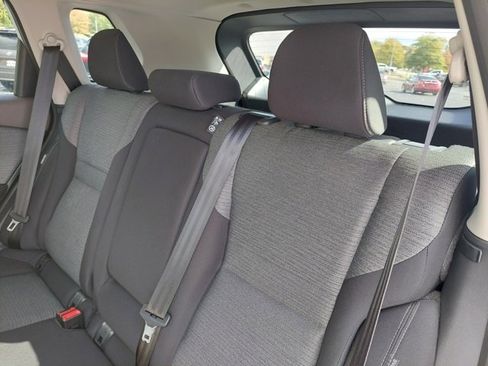 Used 2023 Nissan Rogue SV image 27