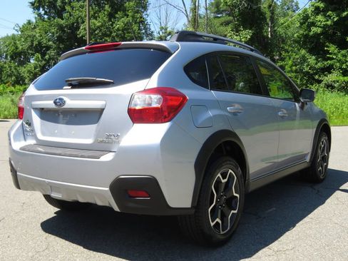 Used 2015 Subaru Crosstrek 2.0i Premium AWD/4WD image 5