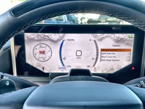 New 2025 GMC Hummer EV 2X image 12