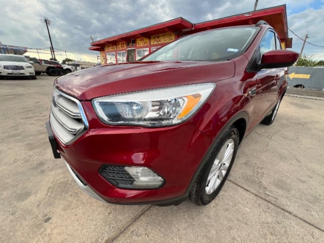Used 2018 Ford Escape SE w/ SE Sync 3 Package FWD image 1