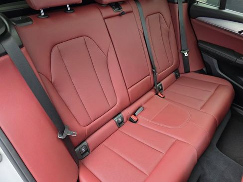 Used 2024 BMW X3 sDrive30i w/ Convenience Package RWD image 28