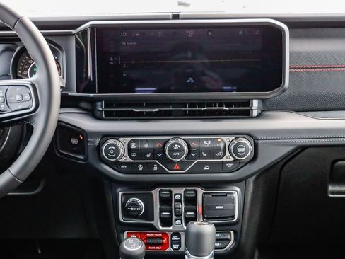 New 2026 Jeep Wrangler Unlimited Rubicon image 16