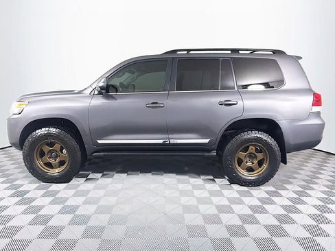 Used 2016 Toyota Land Cruiser AWD/4WD image 7