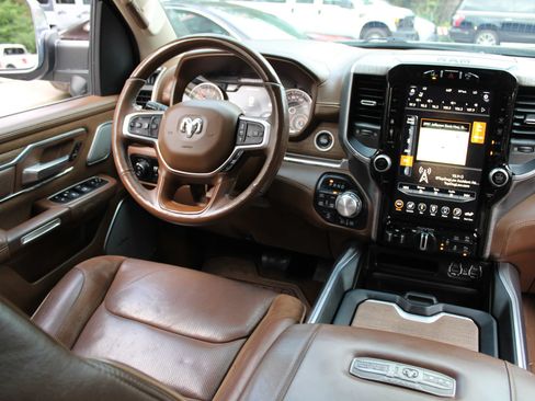 Used 2021 RAM 1500 Limited AWD/4WD image 13