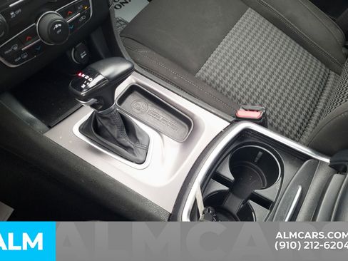 Used 2023 Dodge Charger SXT image 28