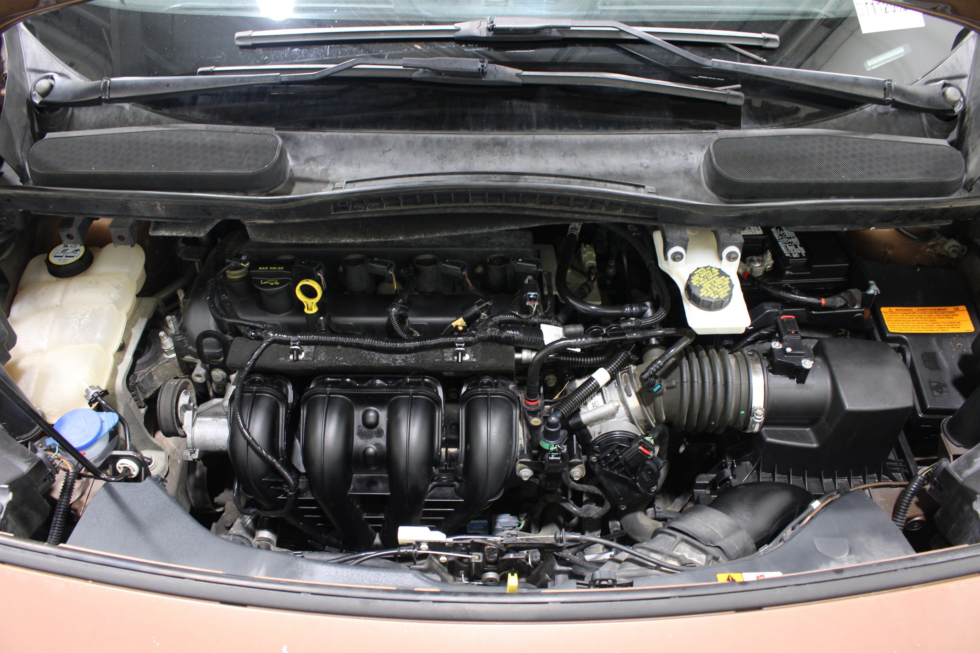Used 2014 Ford Transit Connect Titanium FWD image 39