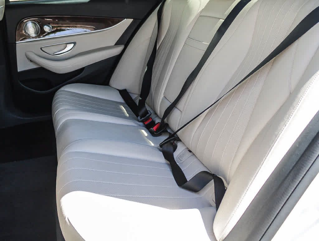 Used 2018 Mercedes-Benz E 300 image 19
