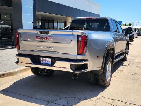 New 2026 GMC Sierra 3500 Pro AWD/4WD image 3