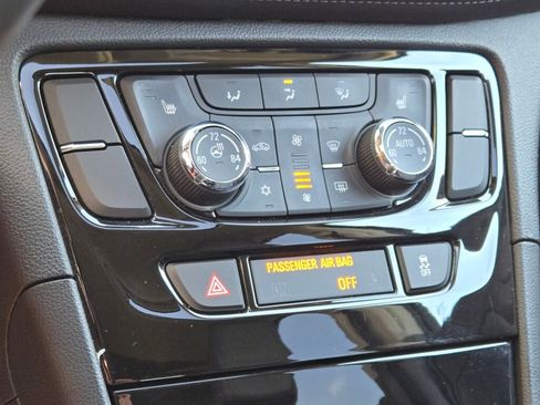 Used 2019 Buick Encore Essence w/ Experience Buick Package image 29