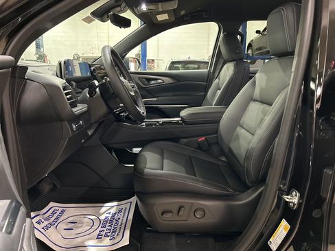 New 2026 Chevrolet Traverse LT w/ Driver Confidence Package AWD/4WD image 19