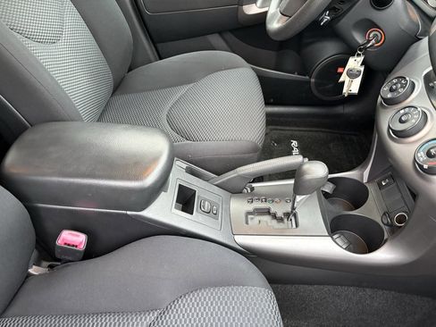 Used 2007 Toyota RAV4 Sport image 30