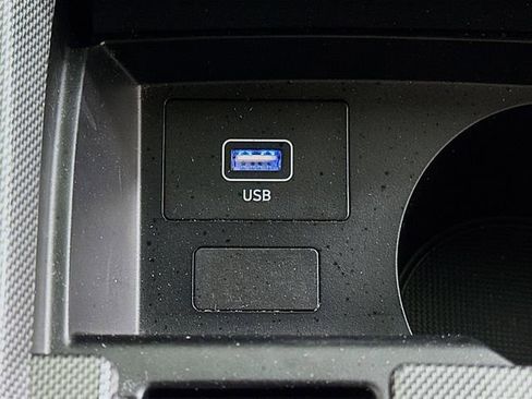 Used 2023 Hyundai Santa Fe SE image 19