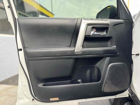 Used 2020 Toyota 4Runner SR5 Premium image 37