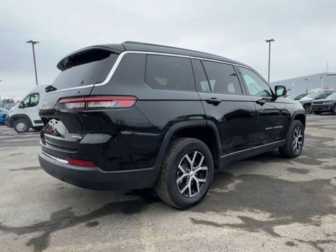 Used 2024 Jeep Grand Cherokee L Limited w/ Luxury Tech Group II image 8