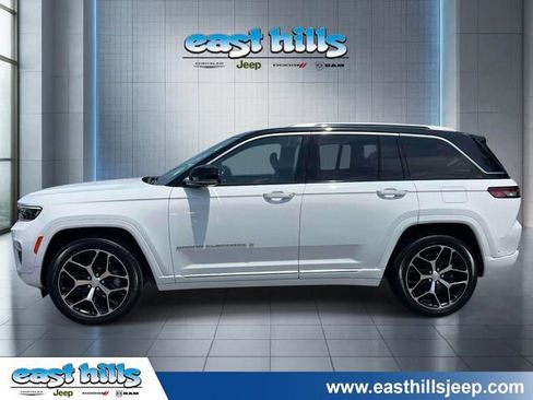Certified 2023 Jeep Grand Cherokee Summit AWD/4WD image 5