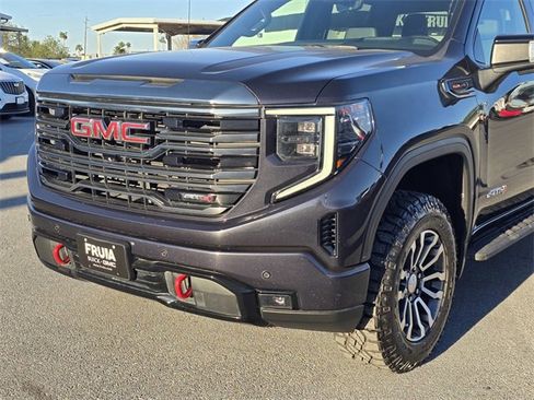 Used 2022 GMC Sierra 1500 AT4 w/ AT4 Premium Package image 11