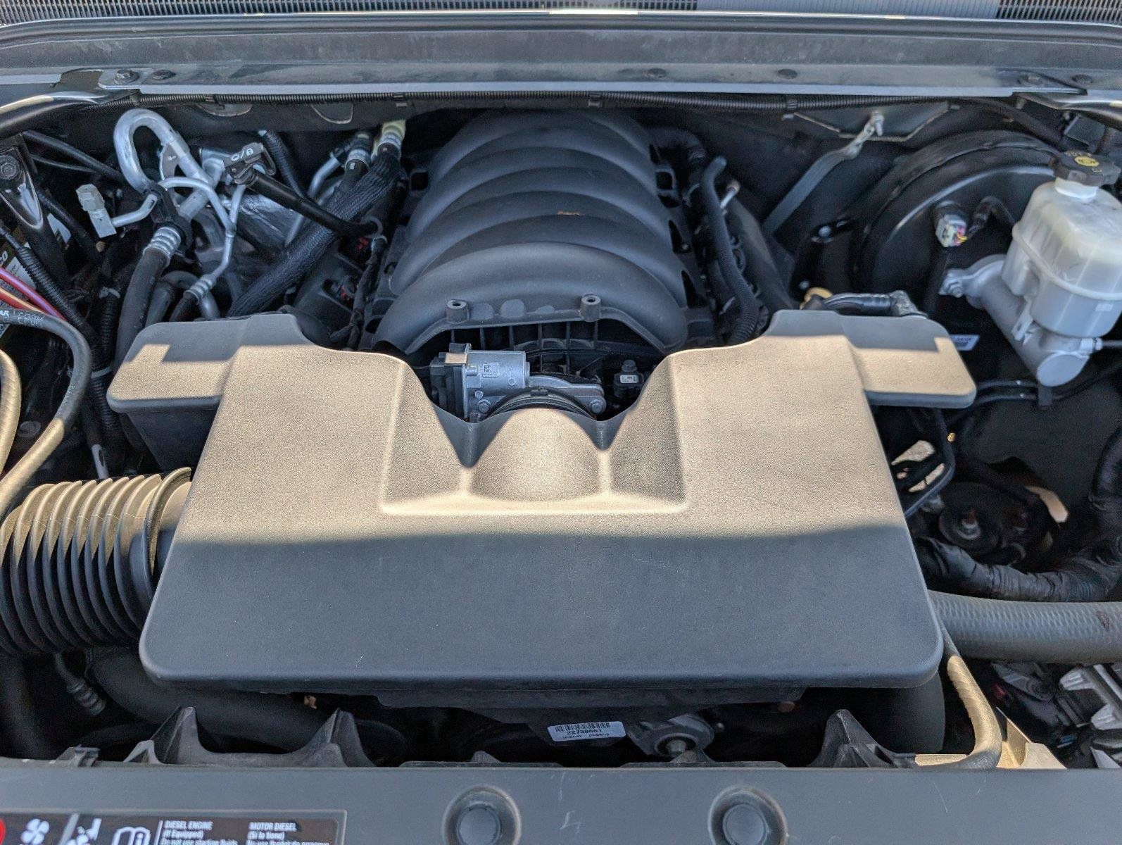 Used 2019 Chevrolet Tahoe LT w/ LT Signature Package RWD image 39