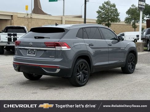 Used 2022 Volkswagen Atlas Cross Sport SE AWD/4WD image 6