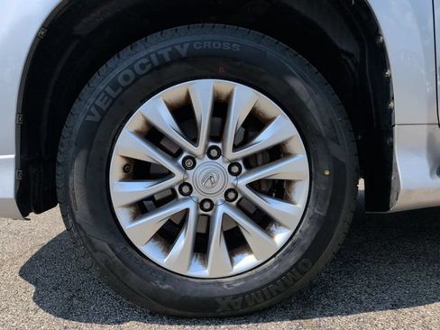 Used 2018 Lexus GX 460 Premium w/ Premium Package AWD/4WD image 9