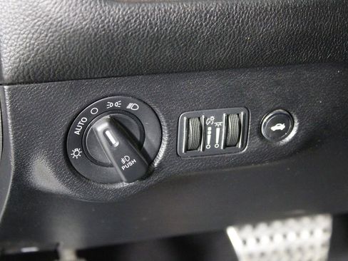 Used 2022 Dodge Challenger R/T image 14