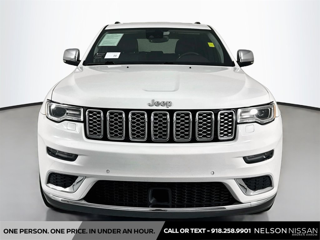 Used 2017 Jeep Grand Cherokee Summit AWD/4WD image 2